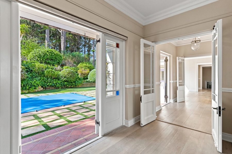5 Bedroom Property for Sale in Ruyteplaats Western Cape